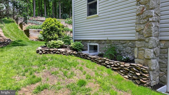 257 HILL RD, New Holland, PA 17557