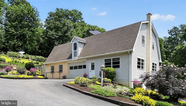 257 HILL RD, New Holland, PA 17557