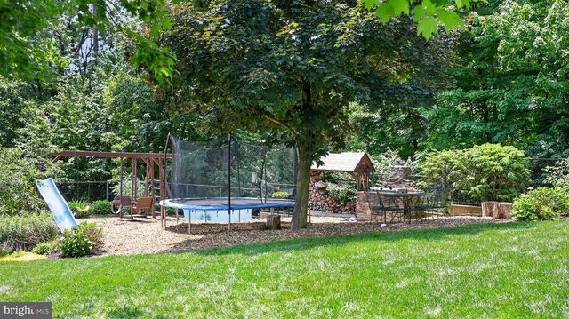 257 HILL RD, New Holland, PA 17557