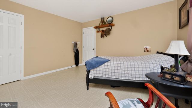 257 HILL RD, New Holland, PA 17557