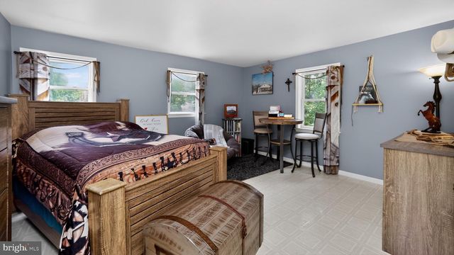 257 HILL RD, New Holland, PA 17557