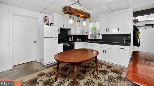 257 HILL RD, New Holland, PA 17557