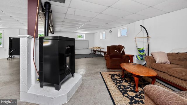 257 HILL RD, New Holland, PA 17557
