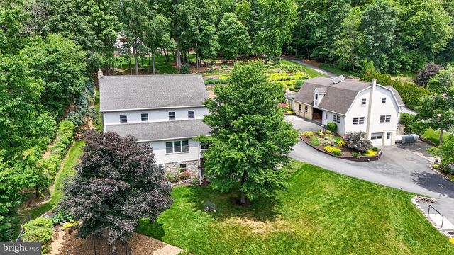 257 HILL RD, New Holland, PA 17557