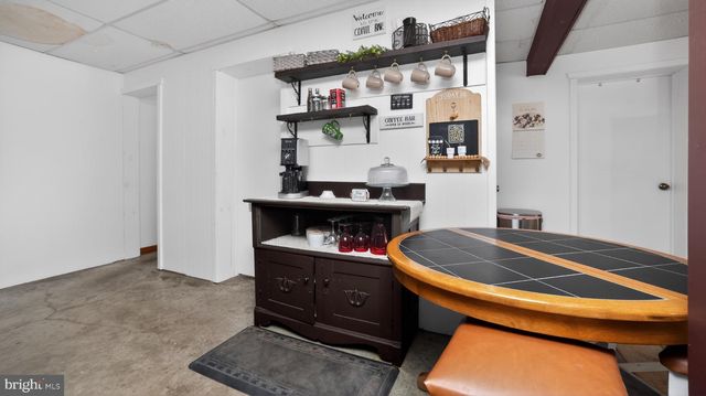 257 HILL RD, New Holland, PA 17557