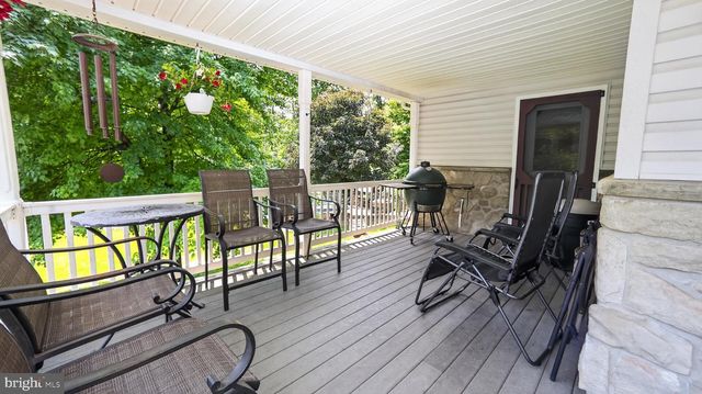257 HILL RD, New Holland, PA 17557
