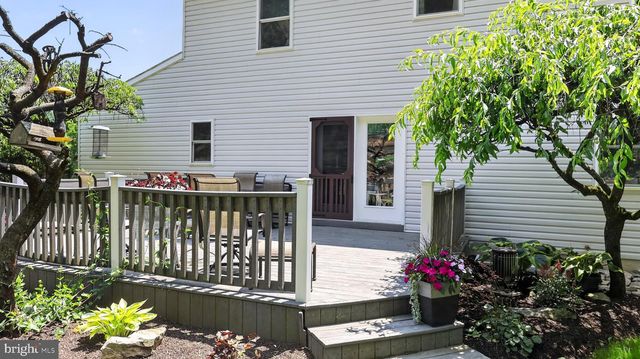 257 HILL RD, New Holland, PA 17557
