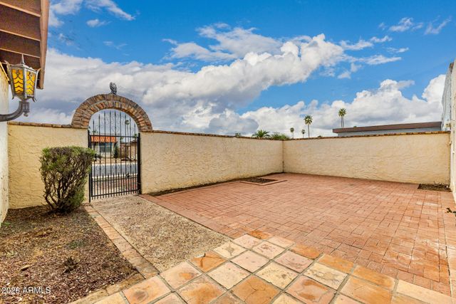 3108 W CLINTON Street, Phoenix, AZ 85029