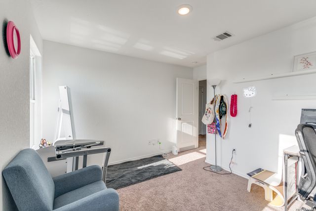 5319 Devils Ridge, Converse, TX 78109