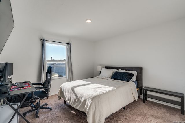 5319 Devils Ridge, Converse, TX 78109