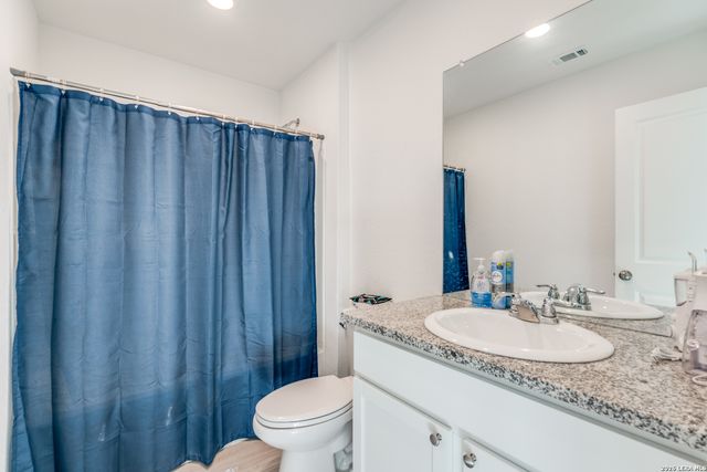 5319 Devils Ridge, Converse, TX 78109