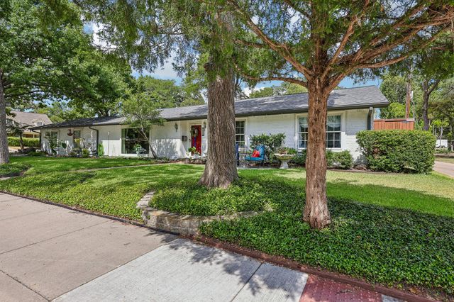 1023 Springbrook Drive, Plano, TX 75075