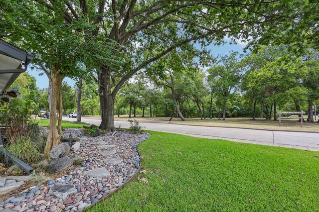 1023 Springbrook Drive, Plano, TX 75075