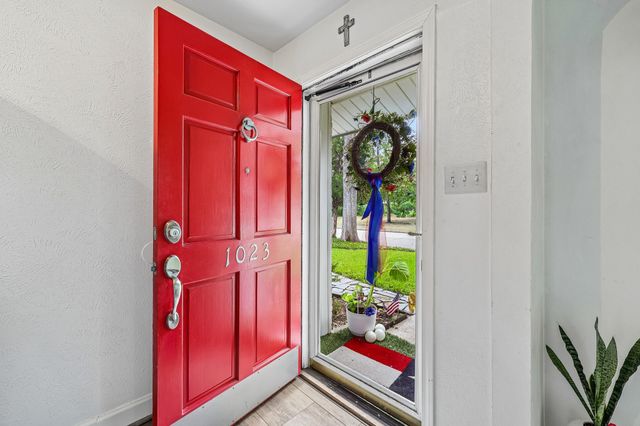1023 Springbrook Drive, Plano, TX 75075