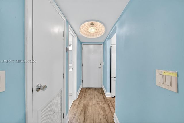 2301 S Ocean Drive 2302, Hollywood, FL 33019