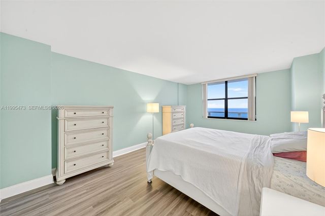 2301 S Ocean Drive 2302, Hollywood, FL 33019