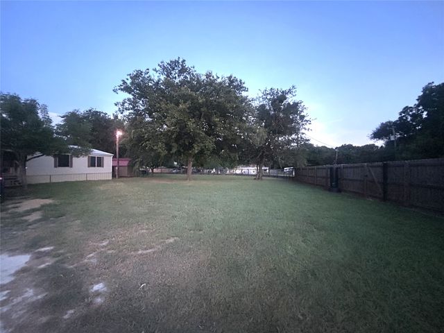 2915 Sagittarius Lane, Granbury, TX 76049