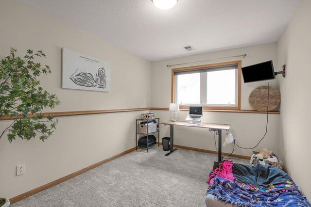 9616 Minnesota Lane N, Maple Grove, MN 55369