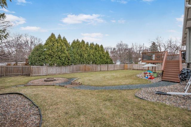 9616 Minnesota Lane N, Maple Grove, MN 55369