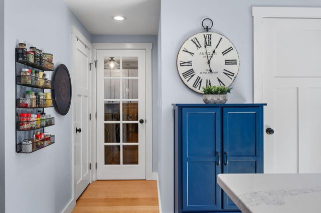 182 Woods Hole Road, Falmouth, MA 02540