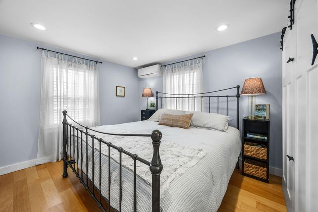 182 Woods Hole Road, Falmouth, MA 02540