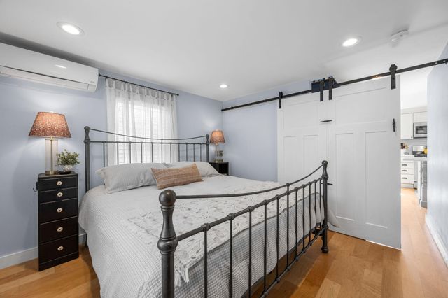 182 Woods Hole Road, Falmouth, MA 02540