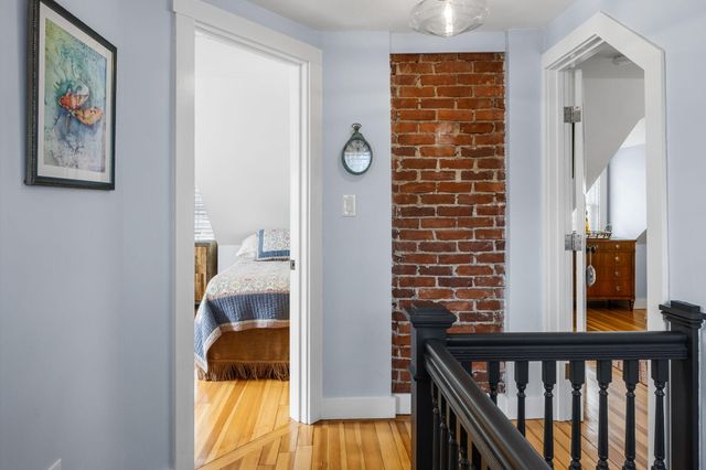 182 Woods Hole Road, Falmouth, MA 02540