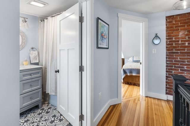 182 Woods Hole Road, Falmouth, MA 02540