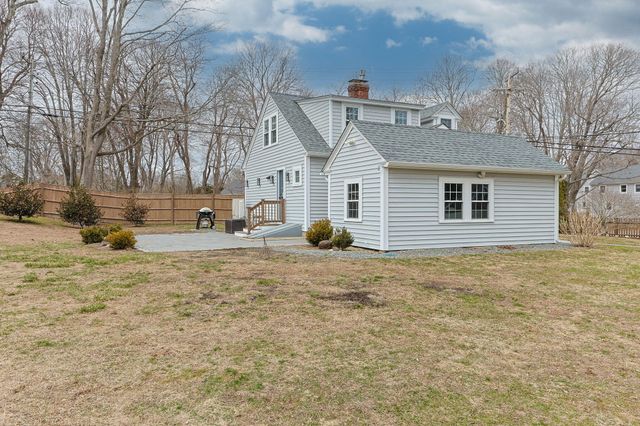 182 Woods Hole Road, Falmouth, MA 02540