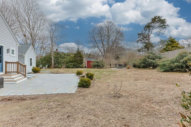 182 Woods Hole Road, Falmouth, MA 02540