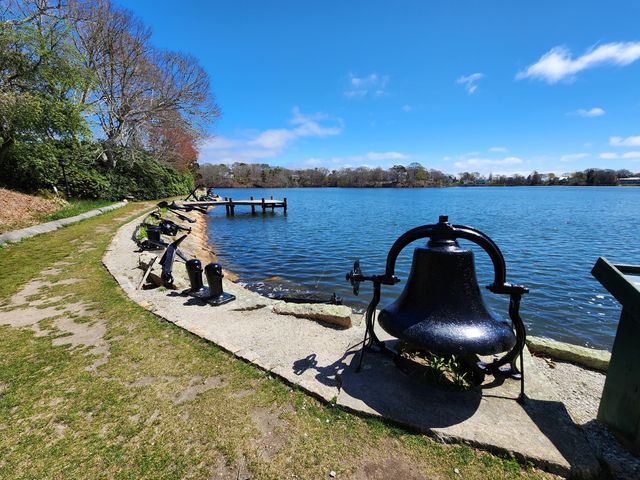 182 Woods Hole Road, Falmouth, MA 02540