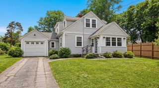 182 Woods Hole Road, Falmouth, MA 02540