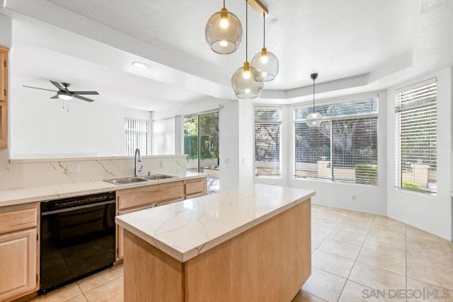 987 CALLE DE LEPANTO, Escondido, CA 92025