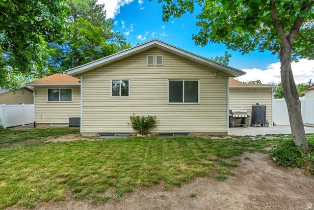 476 E 10425 S, Sandy, UT 84070
