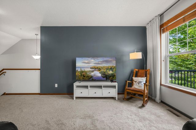 8334 Emery Parkway N 2408, Champlin, MN 55316