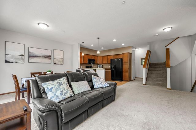 8334 Emery Parkway N 2408, Champlin, MN 55316