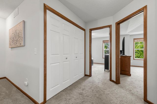 8334 Emery Parkway N 2408, Champlin, MN 55316