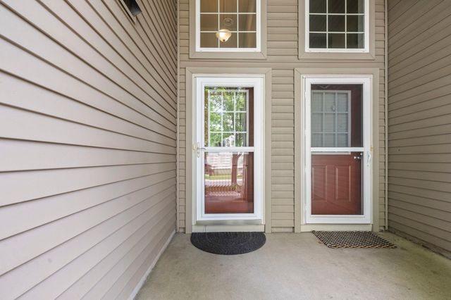 8334 Emery Parkway N 2408, Champlin, MN 55316
