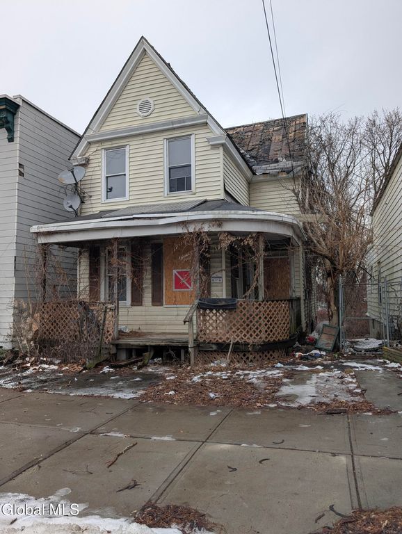 39 Garfield Place, Albany, NY 12206