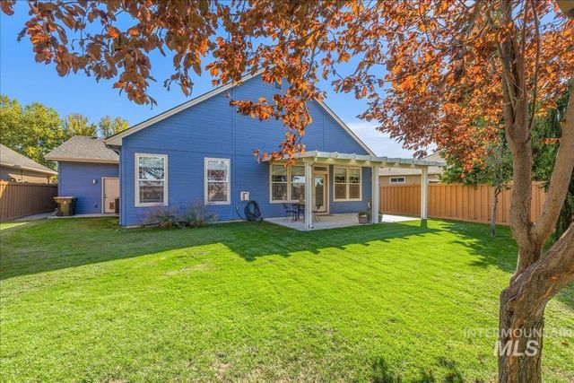 4897 N Red Hills, Meridian, ID 83642