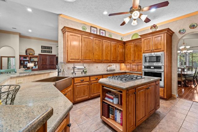 28523 Wild Oaks, Magnolia, TX 77355
