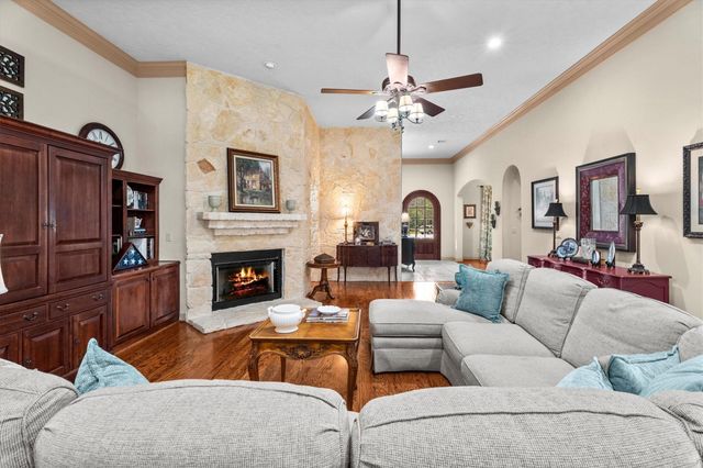 28523 Wild Oaks, Magnolia, TX 77355