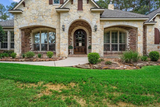 28523 Wild Oaks, Magnolia, TX 77355