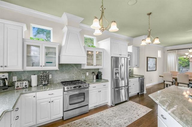 68283 Park Shore Drive, Edwardsburg, MI 49112