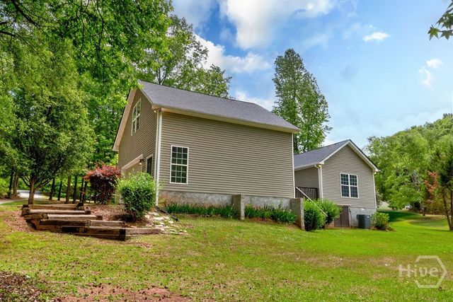 301 Summit Heights Dr., Nicholson, GA 30565