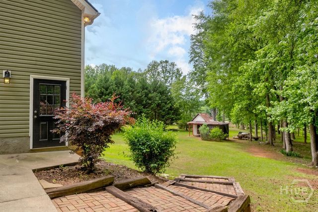 301 Summit Heights Dr., Nicholson, GA 30565