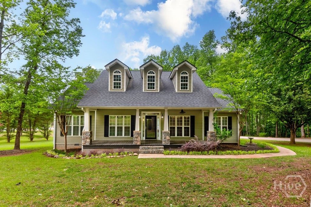 301 Summit Heights Dr., Nicholson, GA 30565