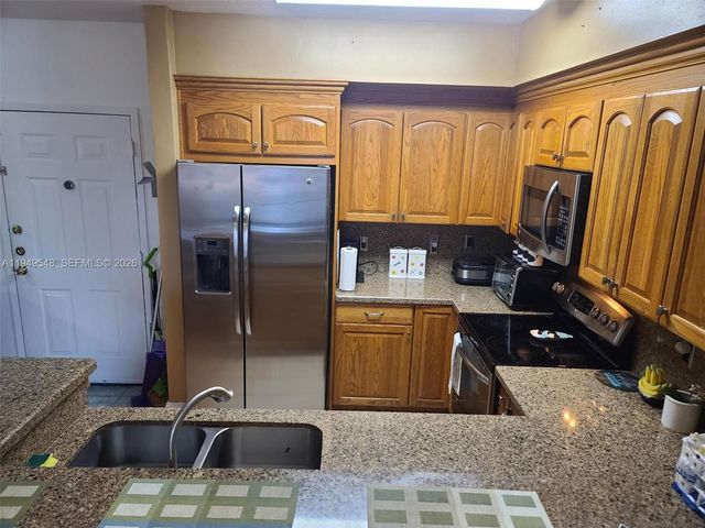 11060 SW 196th Street 406, Cutler Bay, FL 33157
