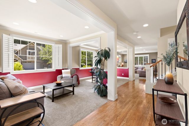10643 238th Place NE, Redmond, WA 98053