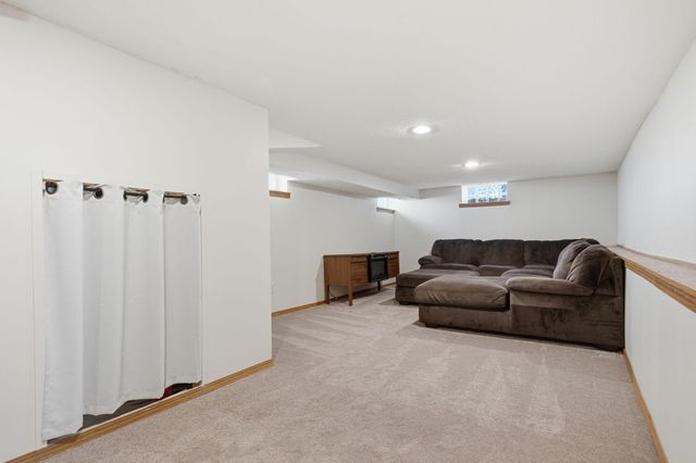2258 11th Street, White Bear Lake, MN 55110